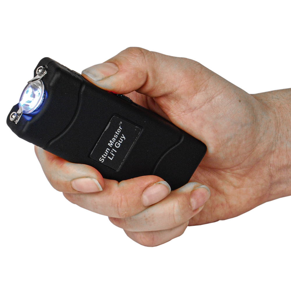 Lil Guy 60,000,000 volts Stun Gun W/flashlight and Nylon Holster Black view 2